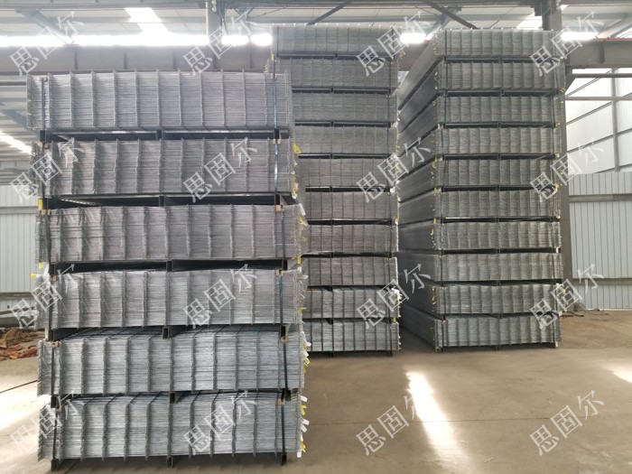 思固爾焊網(wǎng)車(chē)間