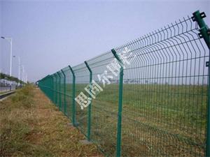 鐵絲網(wǎng)護欄